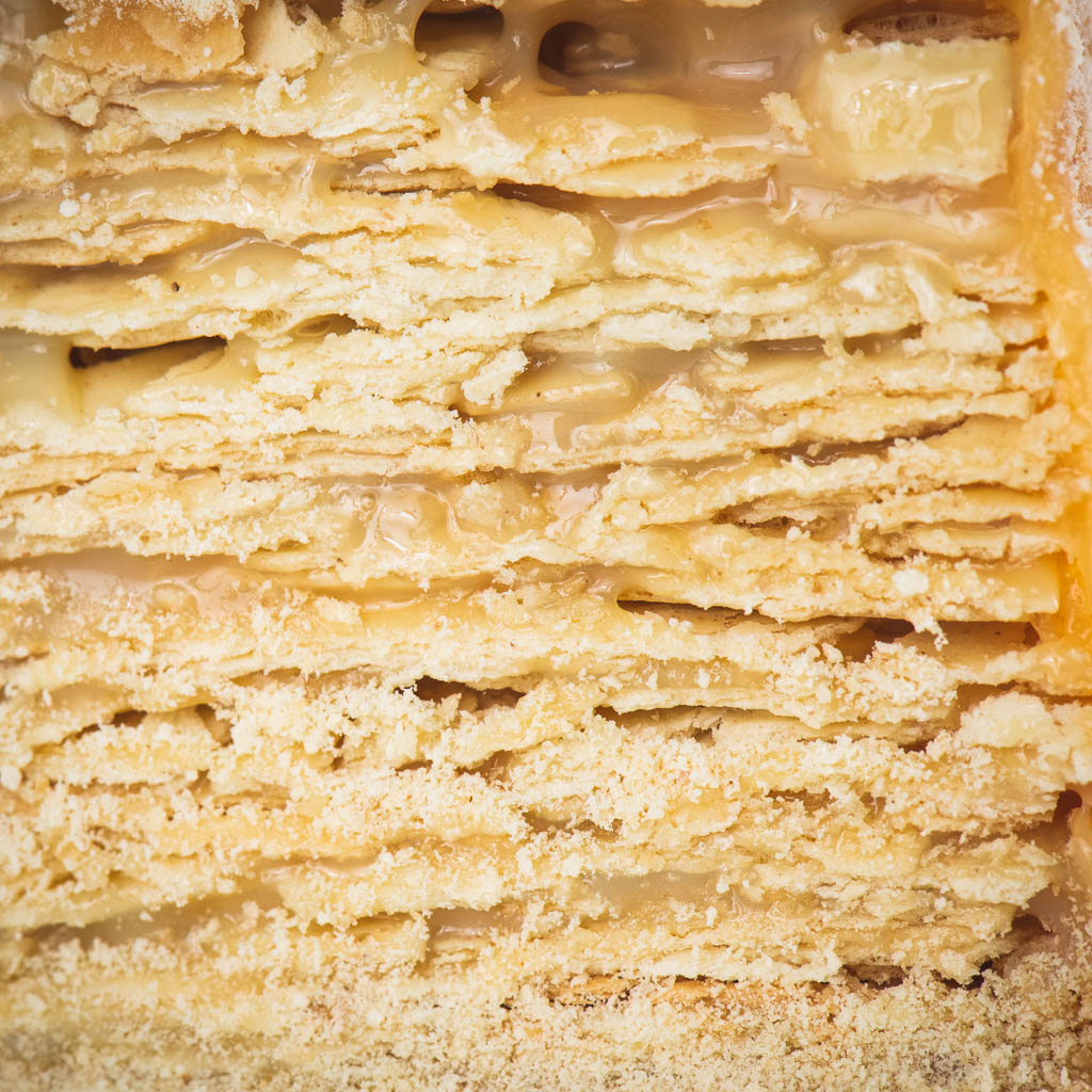 Torta Mil Hojas artesanal, perfecta para celebraciones y cumpleaños