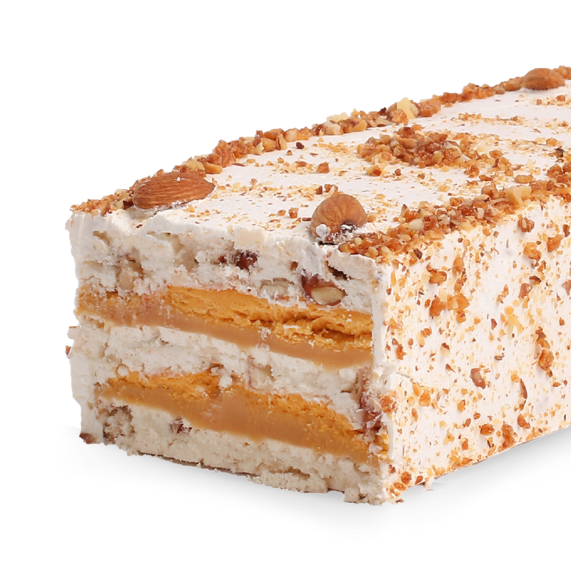 Torta de merengue con almendras, manjar blanco y pulpa natural de lúcuma