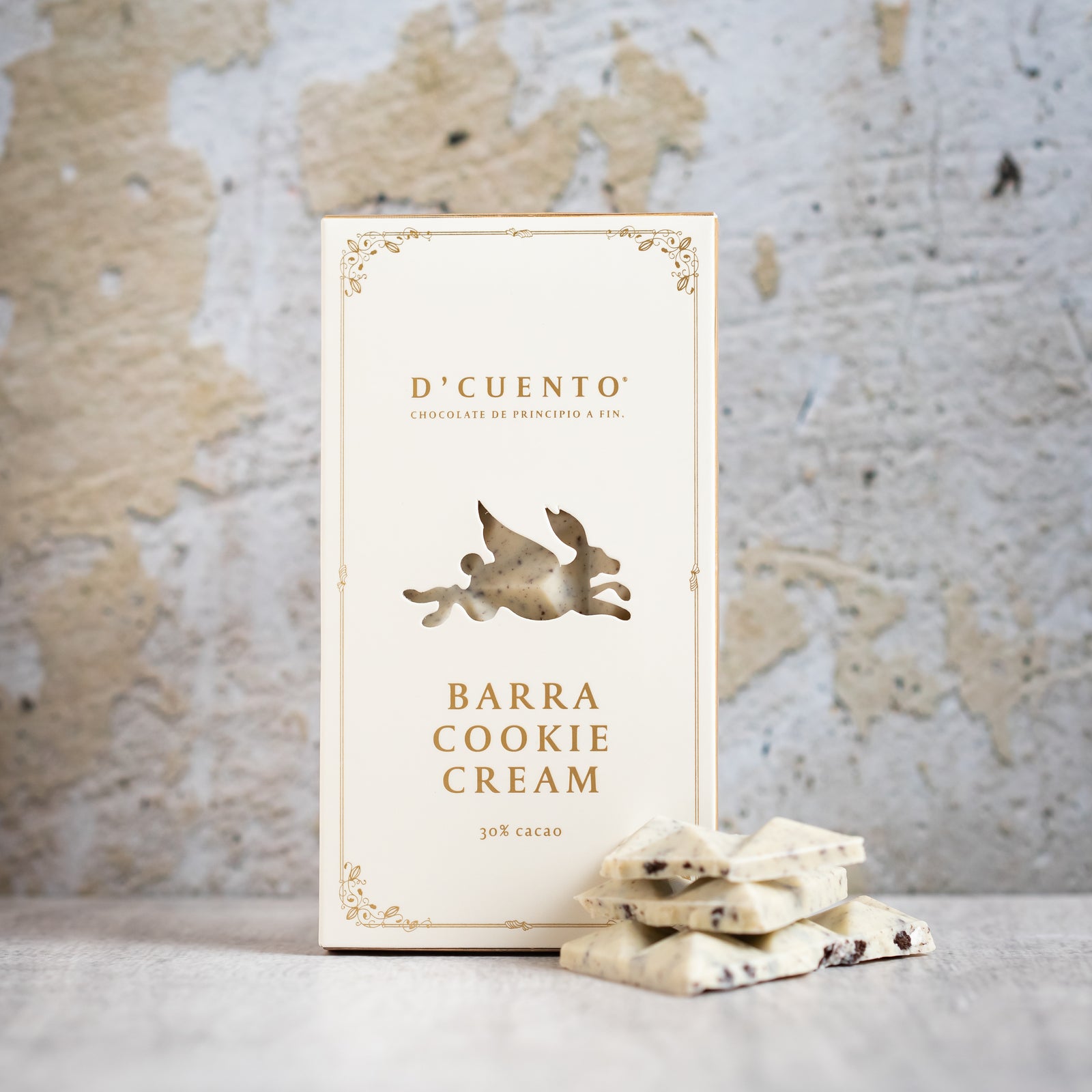 Barra de chocolate blanco 30% cacao con galletas de chocolate crocantes