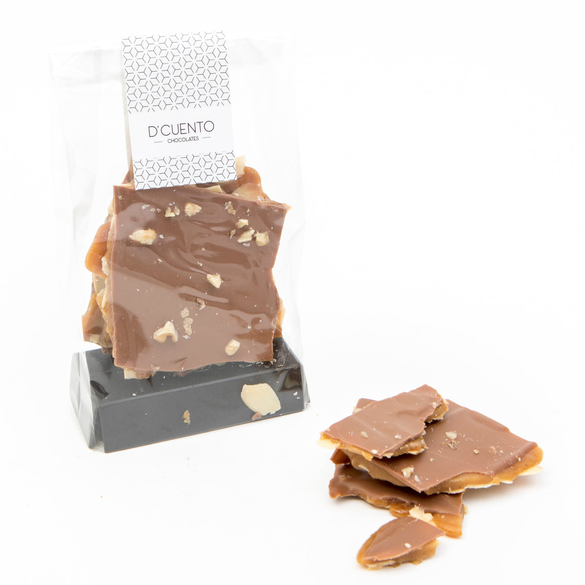 Tableta toffee crocante con almendras, chocolate de leche y nuez